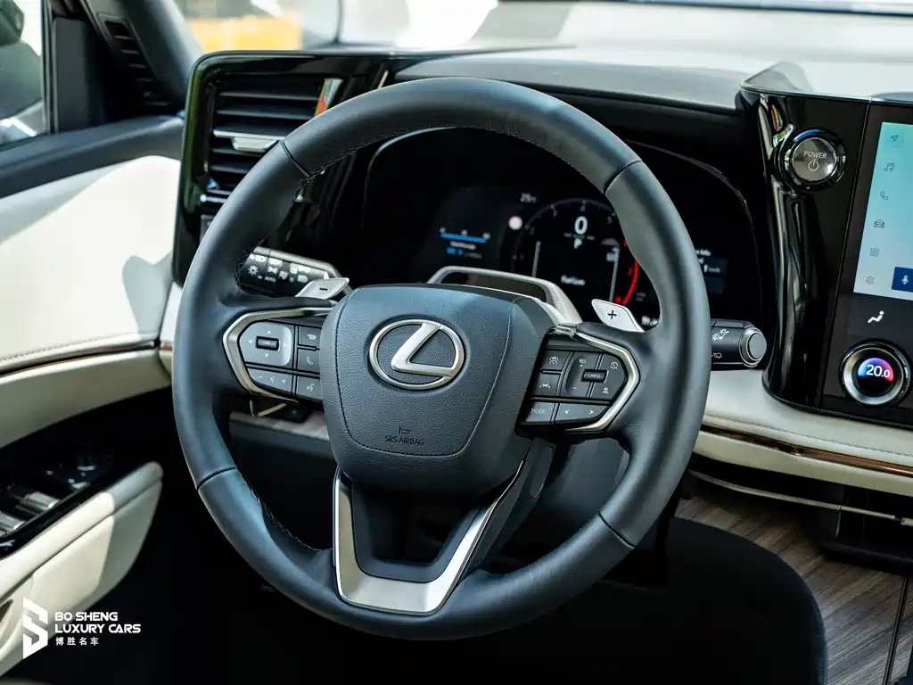 Lexus LM 2025 350h мест