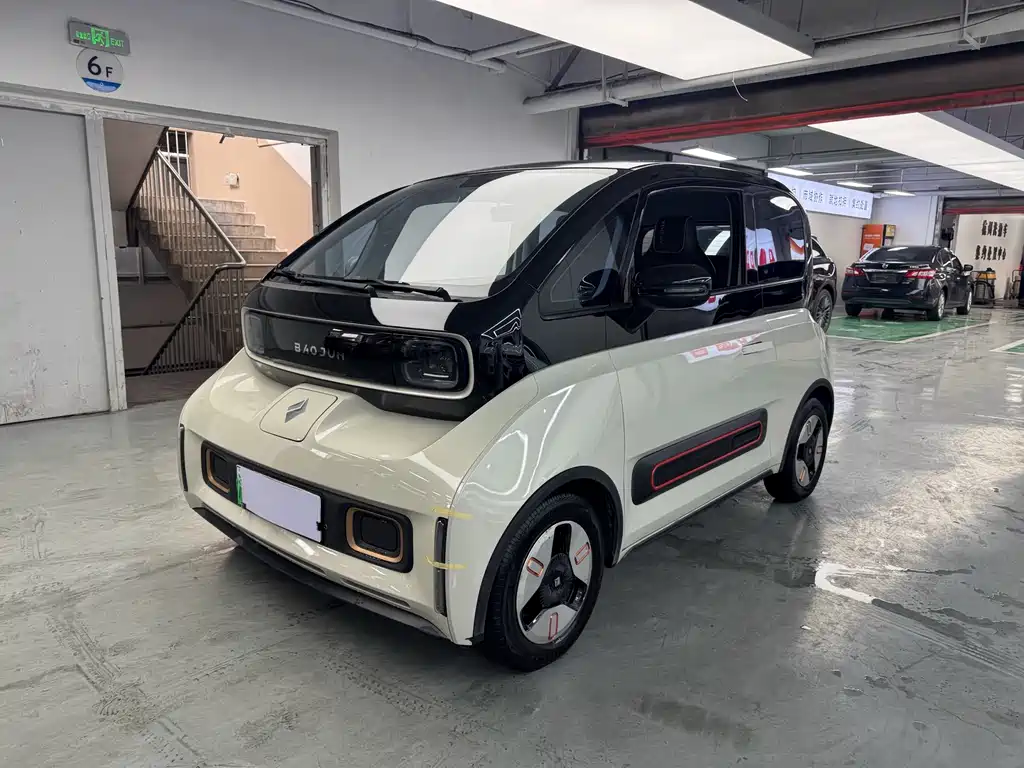 Baojun KiWi EV 2022 Design Master Light Enjoy Edition NMC