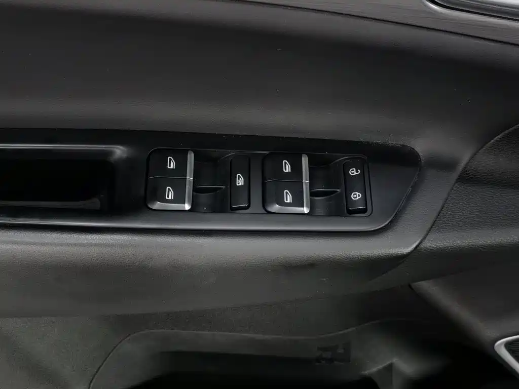 Geely Emgrand GS — миниатюра 9