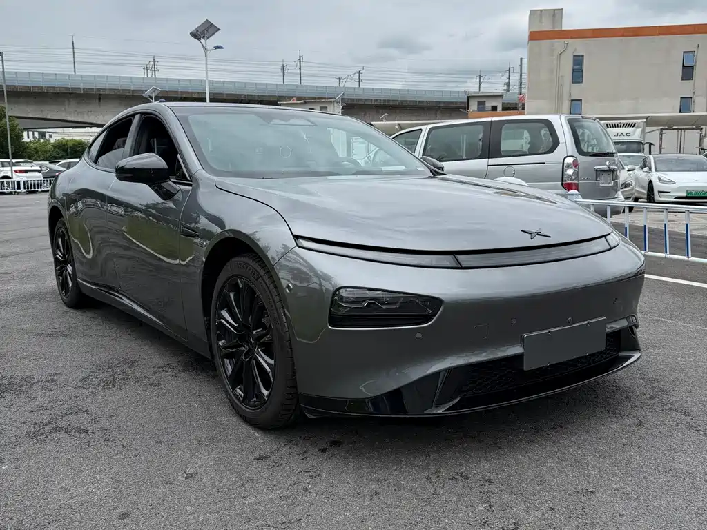 XPeng P7