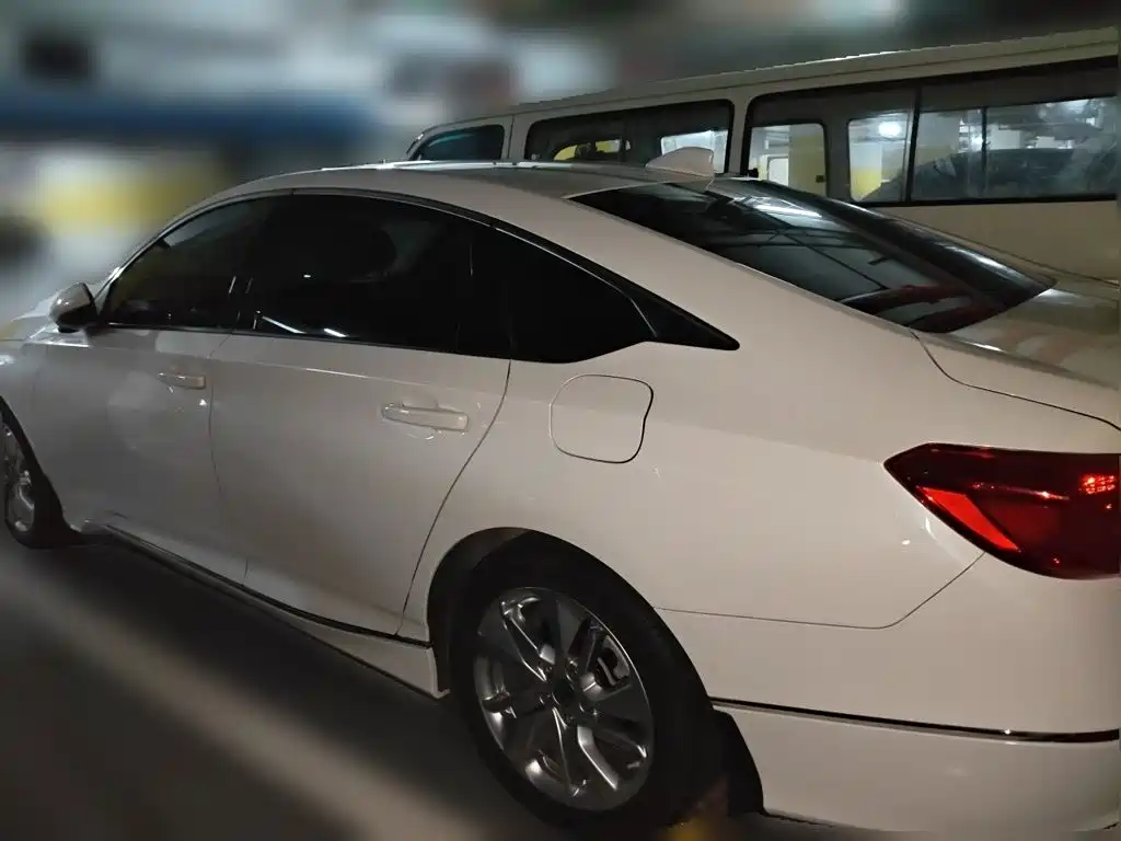 Honda Accord — миниатюра 25