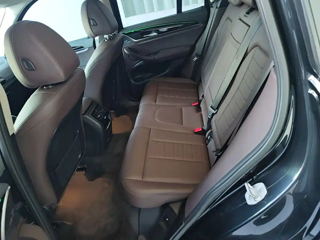 BMW X3 — миниатюра 17