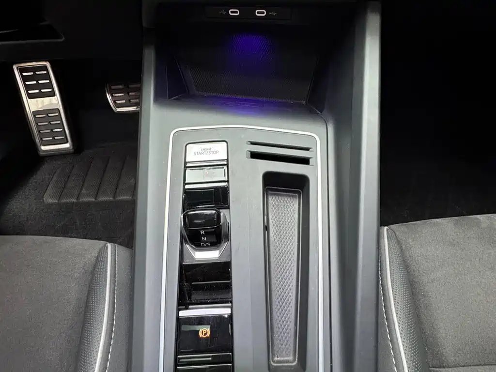 Volkswagen Golf — миниатюра 16