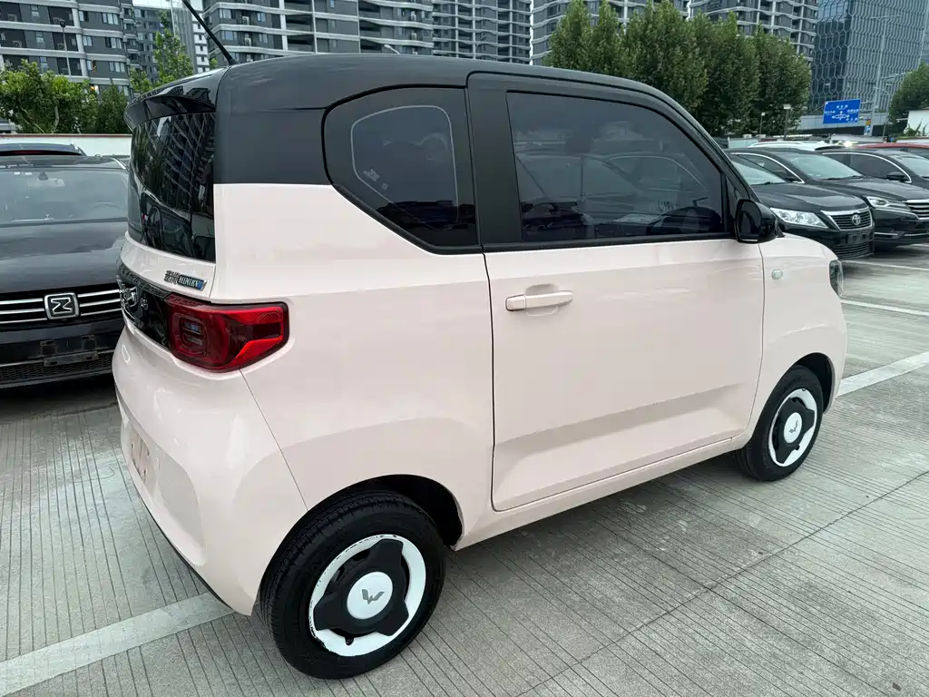 Wuling MINIEV — миниатюра 8