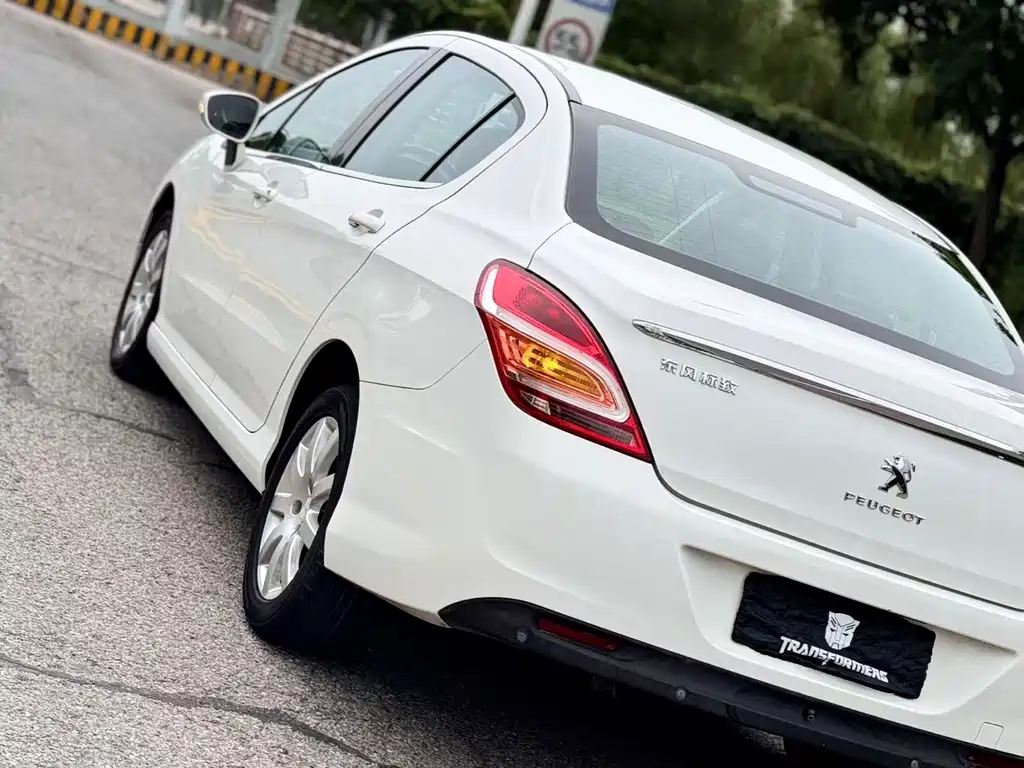 Peugeot 308 — миниатюра 26