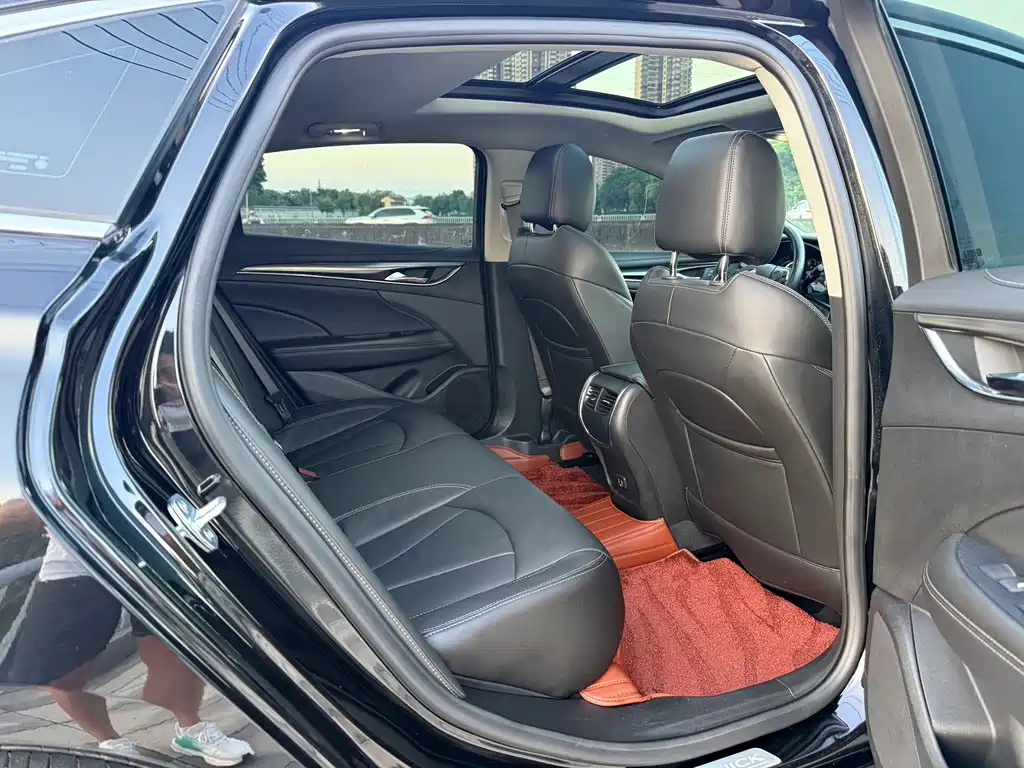 Buick LaCrosse — миниатюра 17