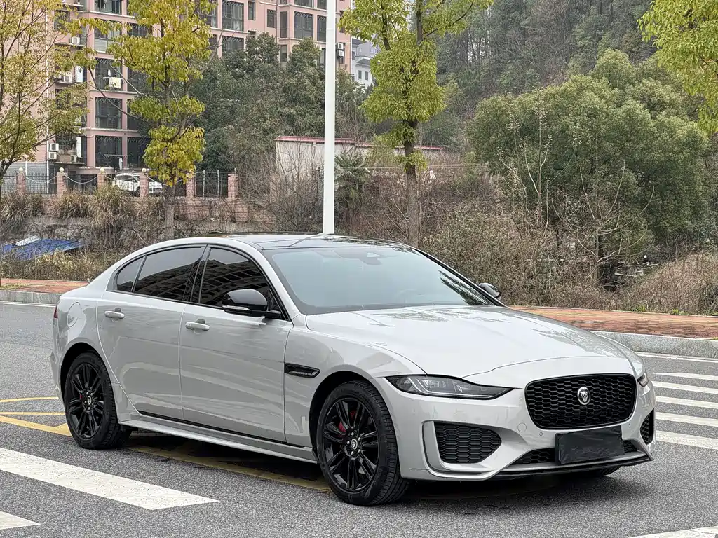 JAGUAR XEL