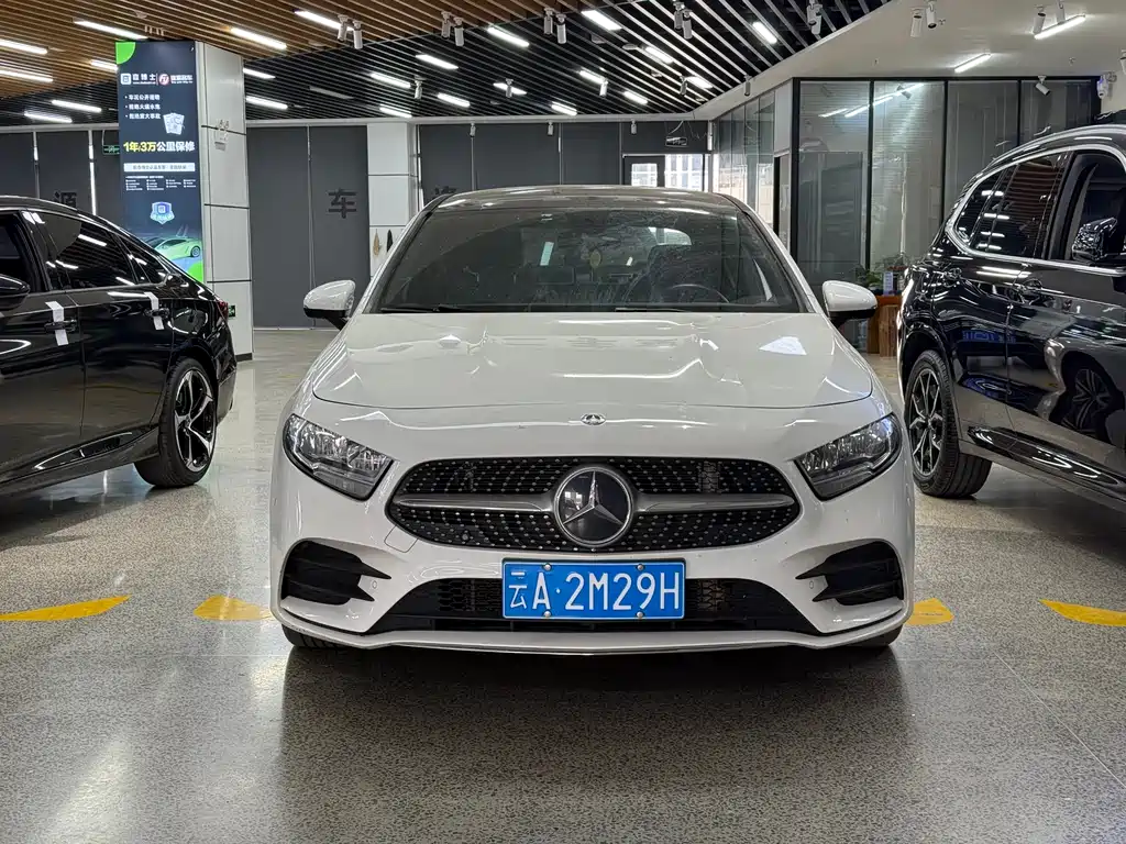 MERCEDES-BENZ A CLASS