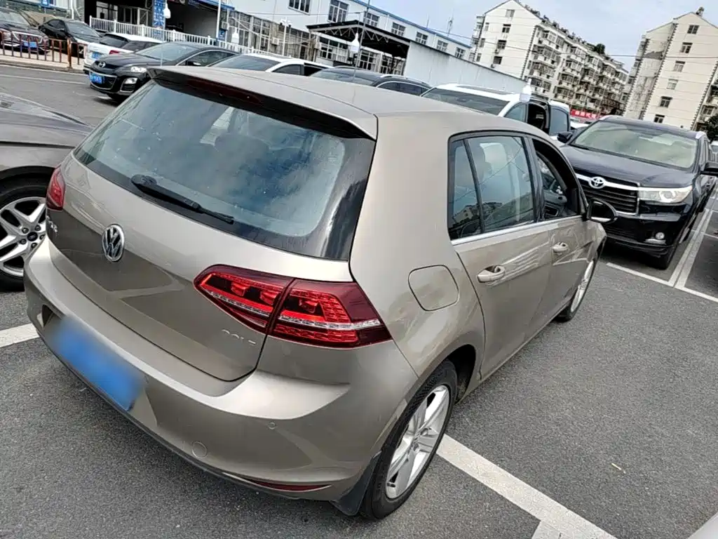 Volkswagen Golf — миниатюра 7