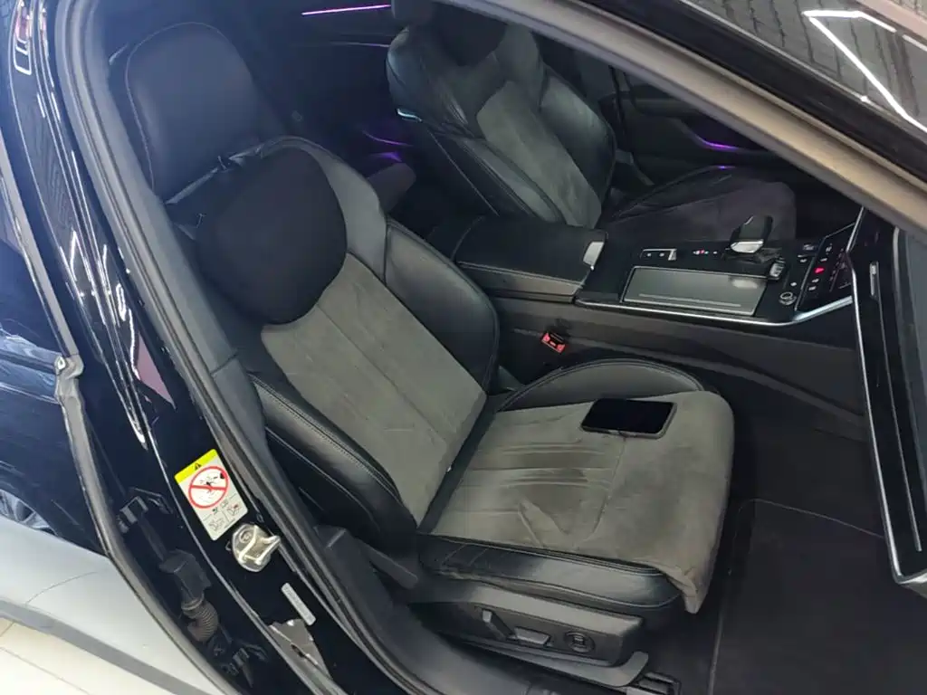 Audi A6L — миниатюра 25