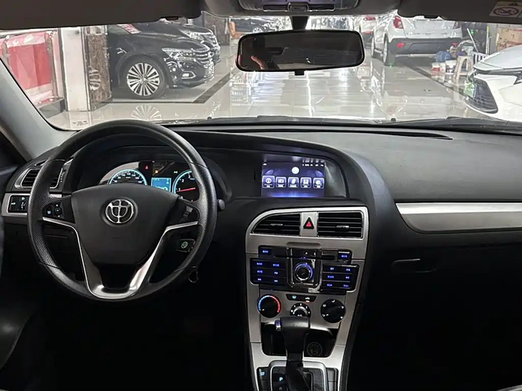 Zhonghua H530 — миниатюра 10