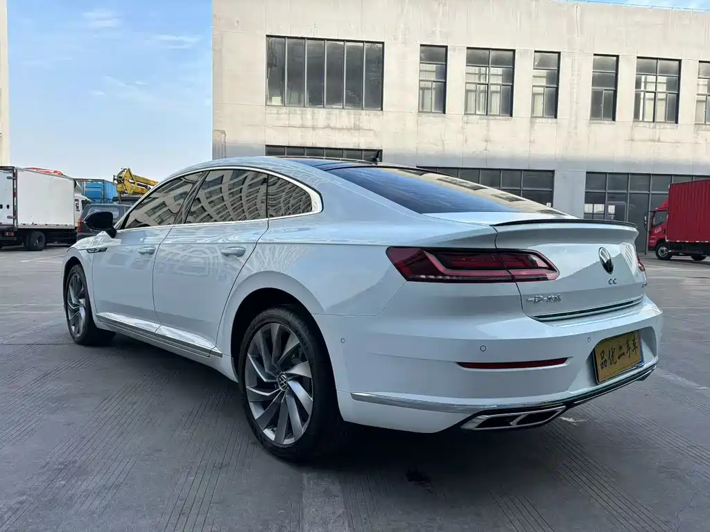 Volkswagen CC — миниатюра 7