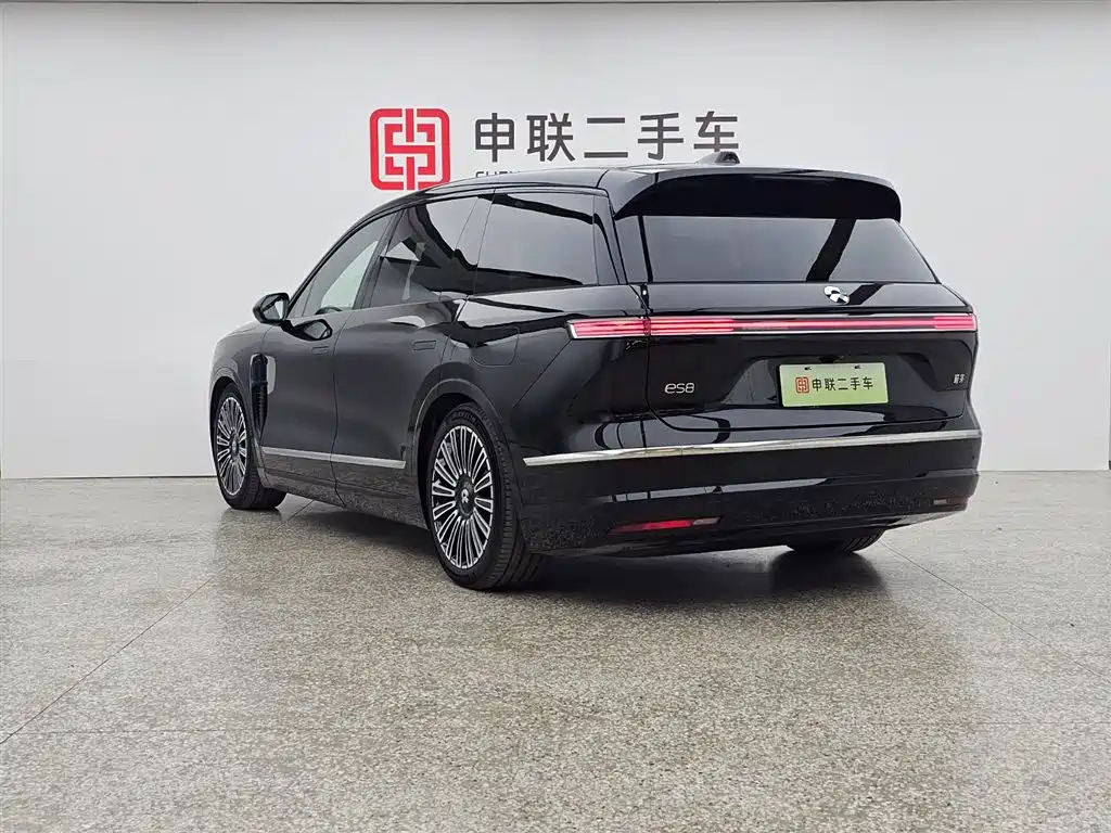 NIO ES8 2026 мест Executive Luxury