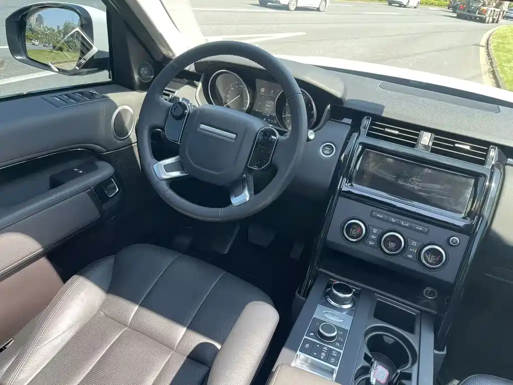 Land Rover Discovery — миниатюра 15