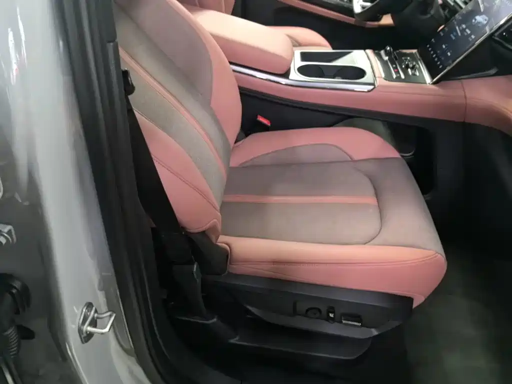 NIO EC6 — миниатюра 25