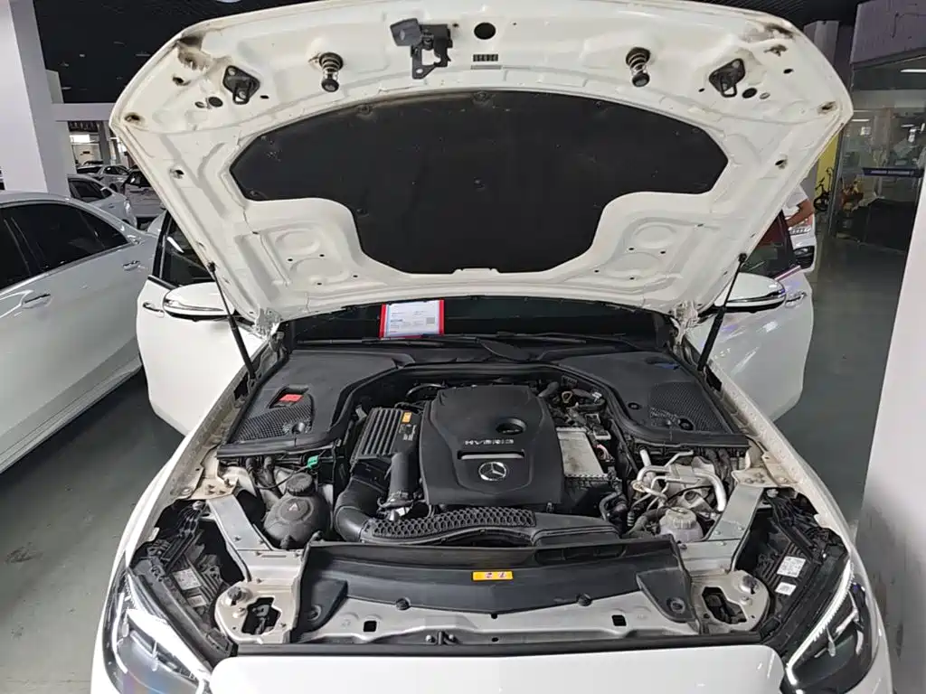 Mercedes-Benz E-Class New Energy — миниатюра 20