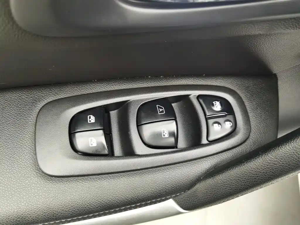 Renault Kadjar — миниатюра 9