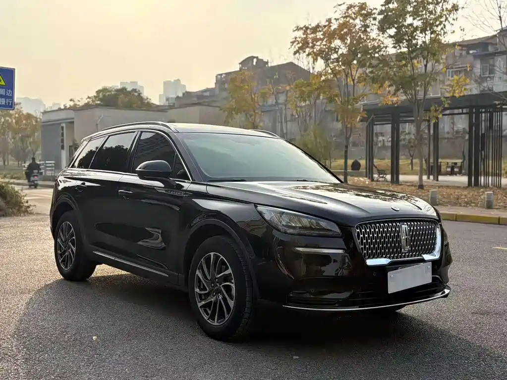 Lincoln Corsair 2022 2.0T Premium