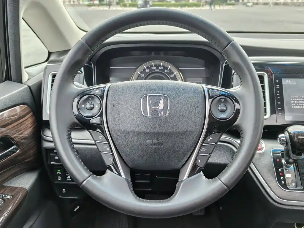 Honda Elysion — миниатюра 16