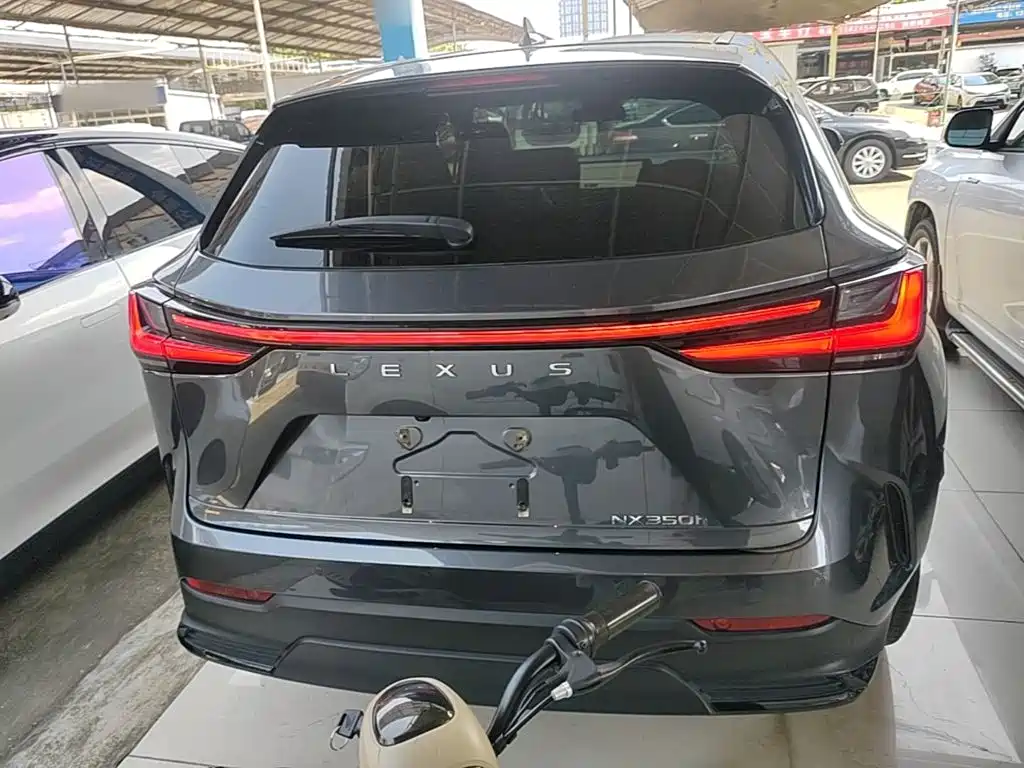 Lexus NX — миниатюра 6