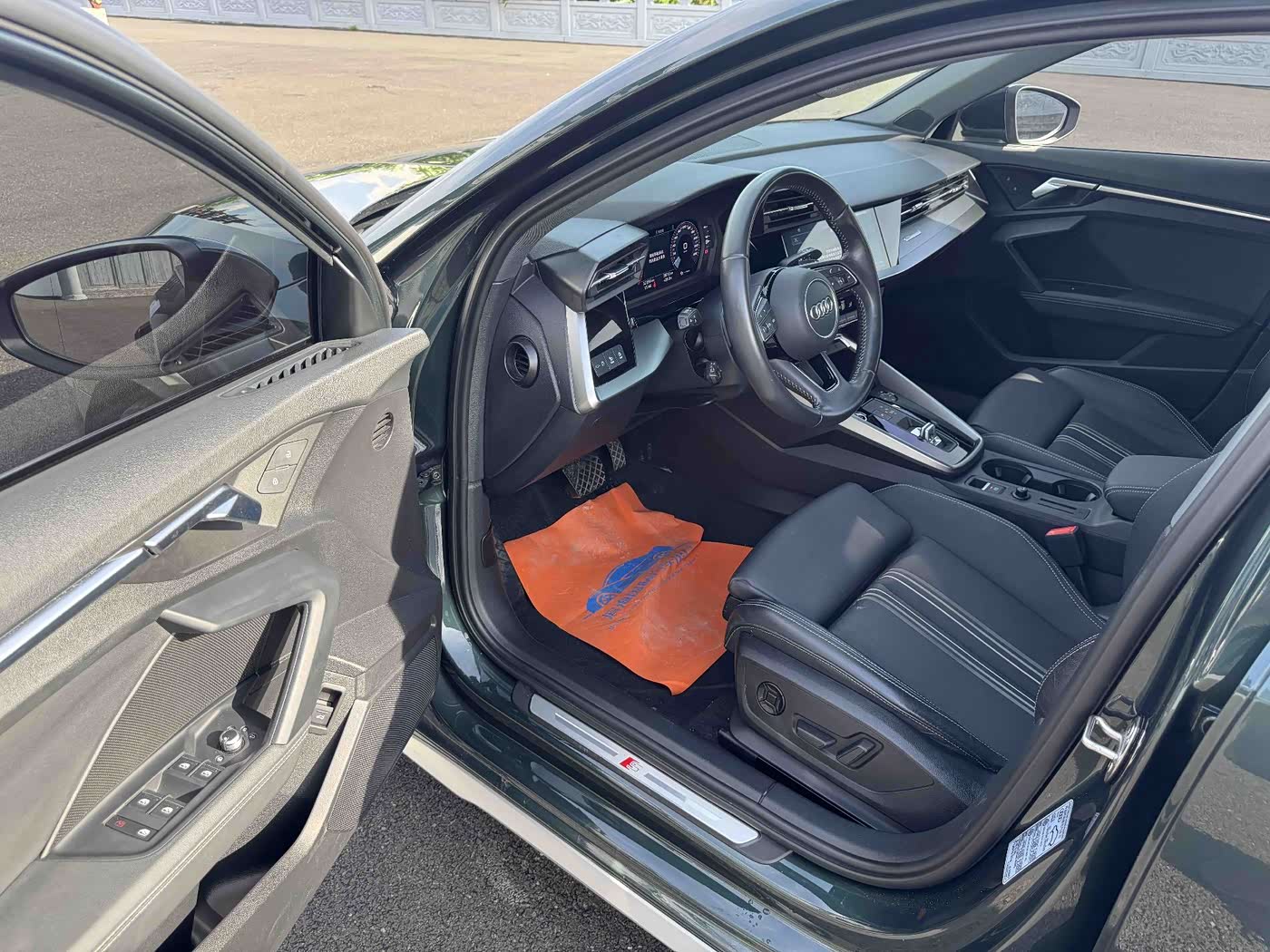 Audi A3 1.4 л 2021 г. Зелёный, пробег 32000 км