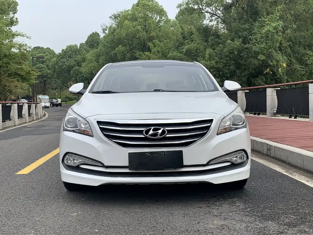 Hyundai Mistra — миниатюра 2
