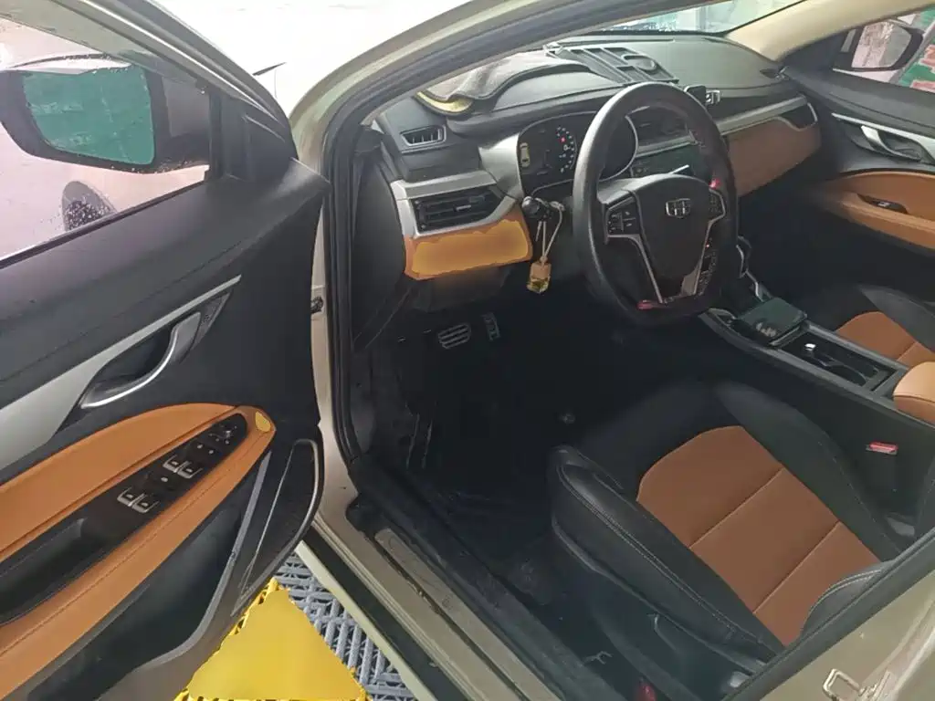 Geely Vision S1 — миниатюра 16