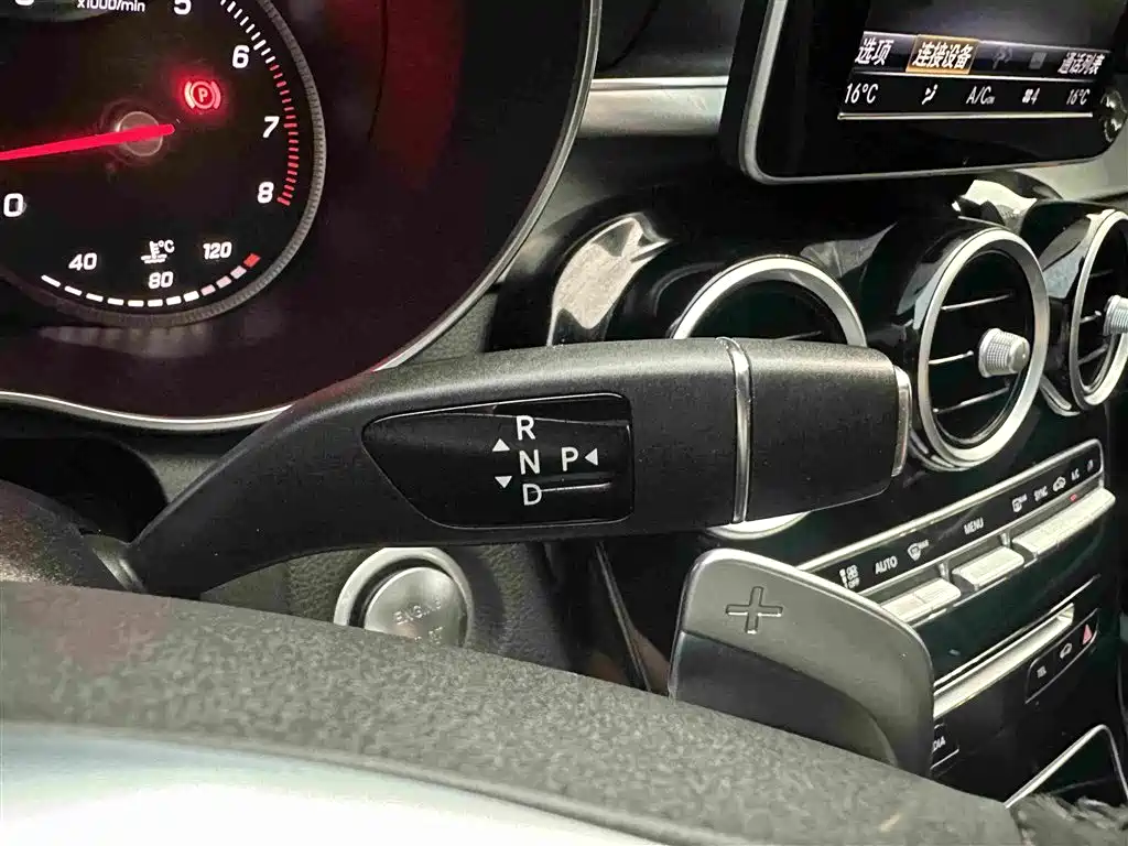 Mercedes-Benz C-Class — миниатюра 14