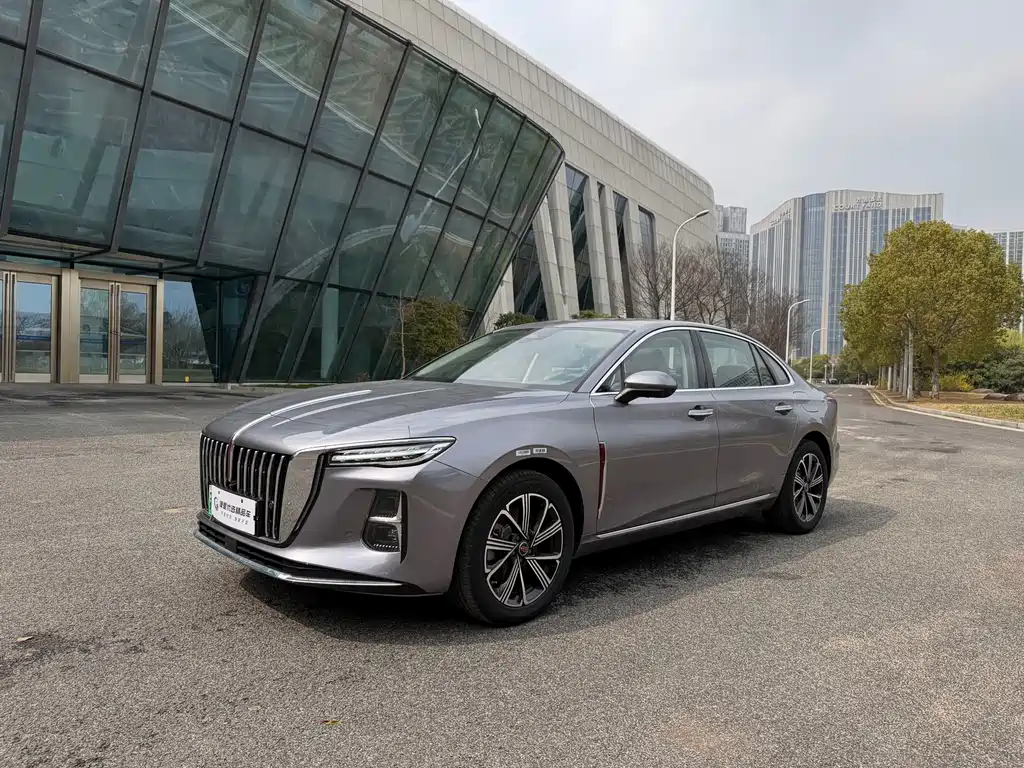 Hongqi Hongqi H5 PHEV 2025