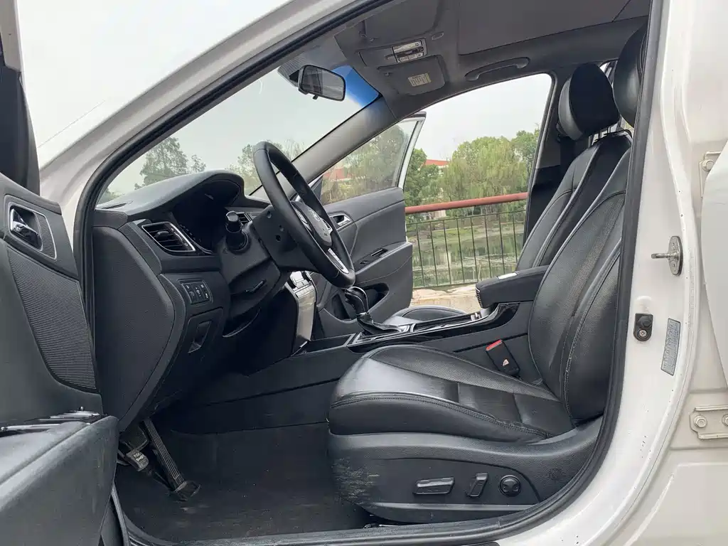 Hyundai Mistra — миниатюра 12