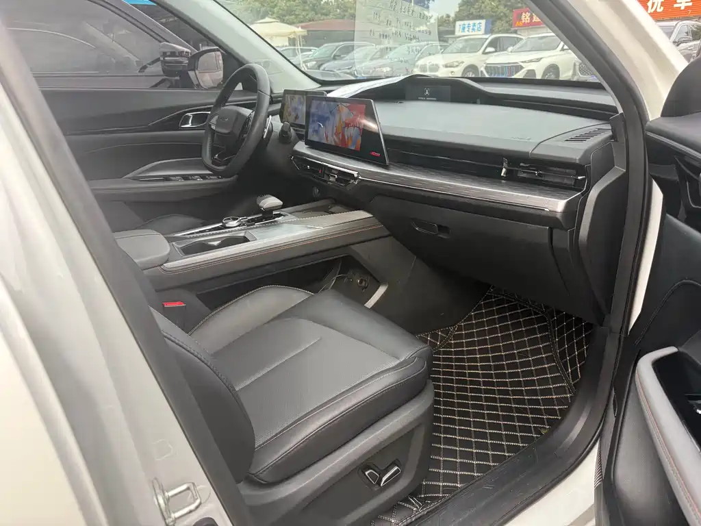 CHANGAN CHANGAN AUCHAN Z6