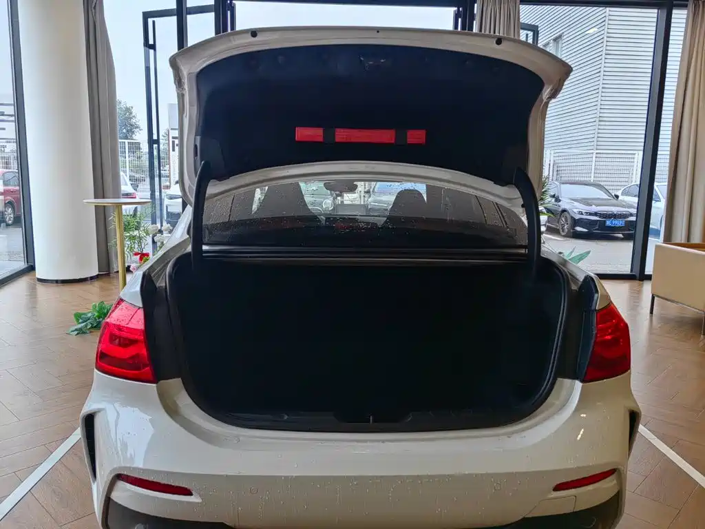 BMW 1 Series — миниатюра 6