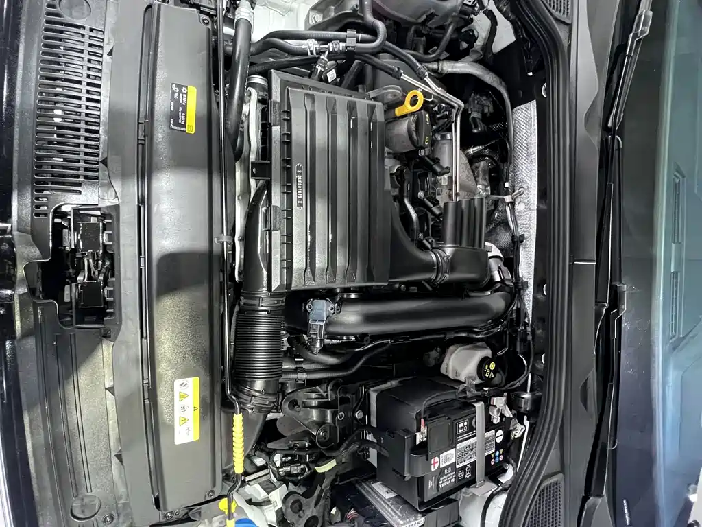 Volkswagen Golf — миниатюра 20
