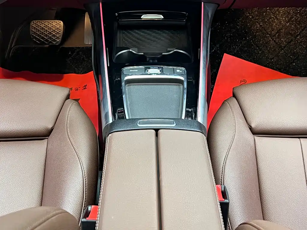 Mercedes-Benz EQB — миниатюра 25