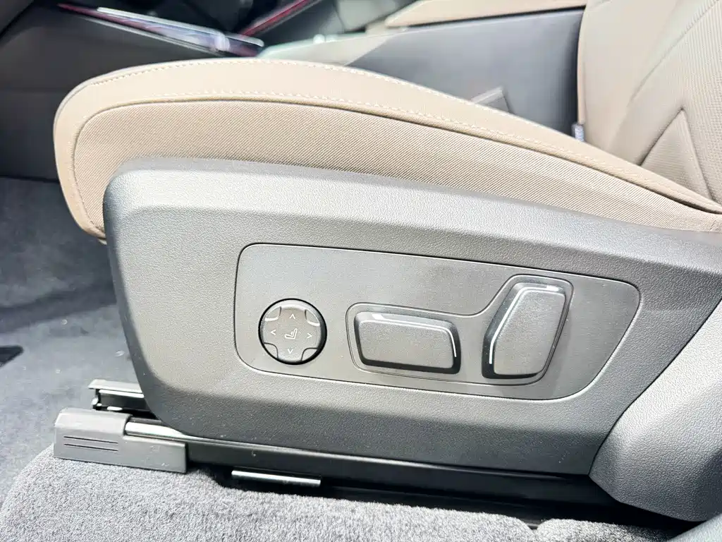 BMW X3 — миниатюра 13