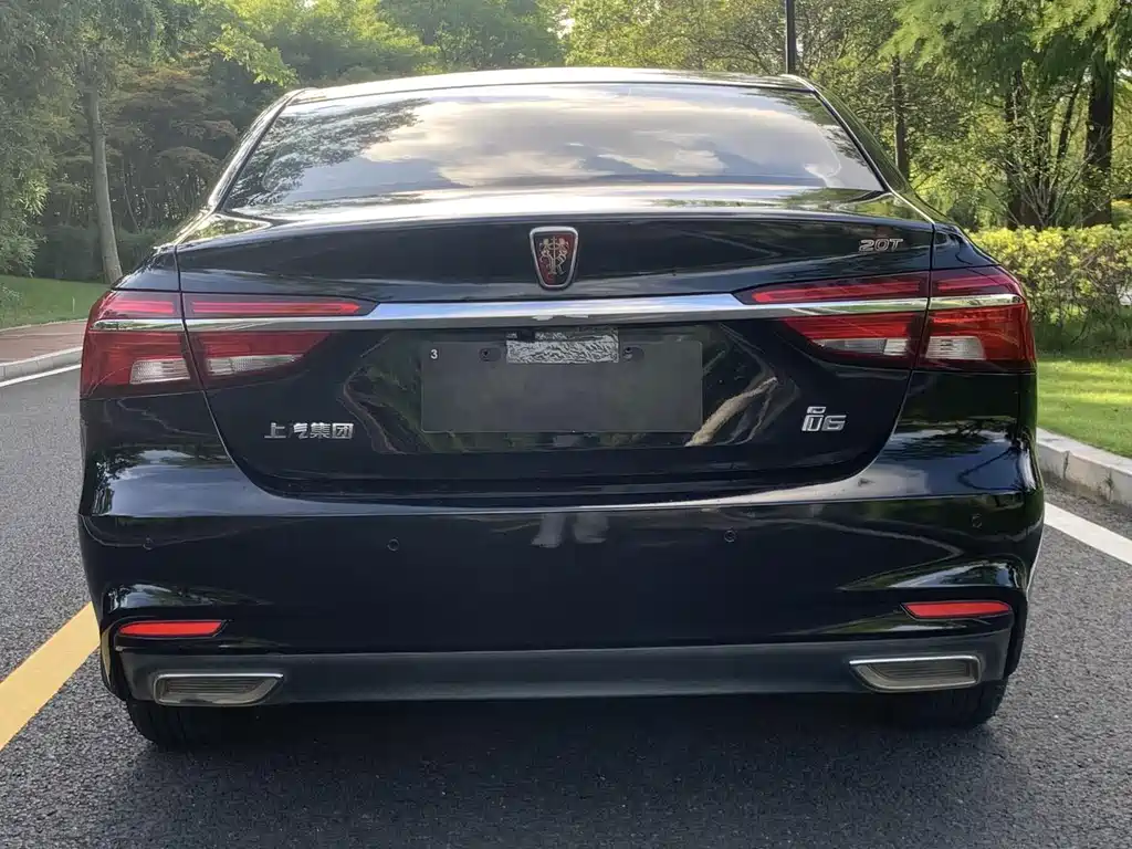 Roewe i6 Classic — миниатюра 5