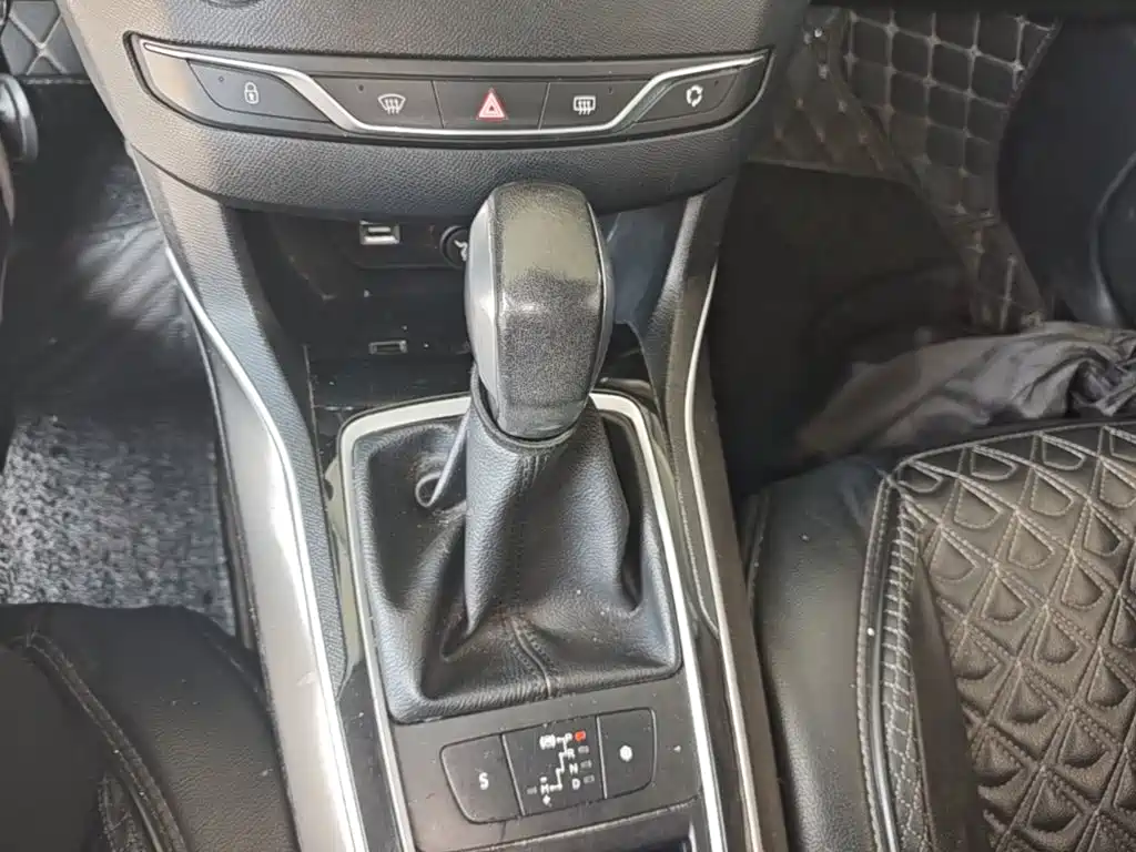 Peugeot 408 — миниатюра 14