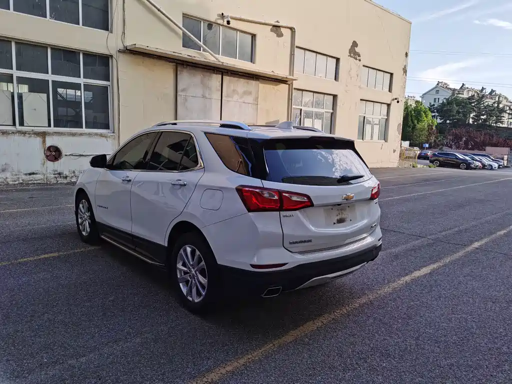 Chevrolet Equinox 2018 550T AT