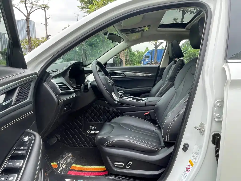 Changan CS85 COUPE — миниатюра 4