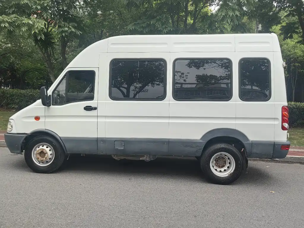 IVECO Baodi — миниатюра 3