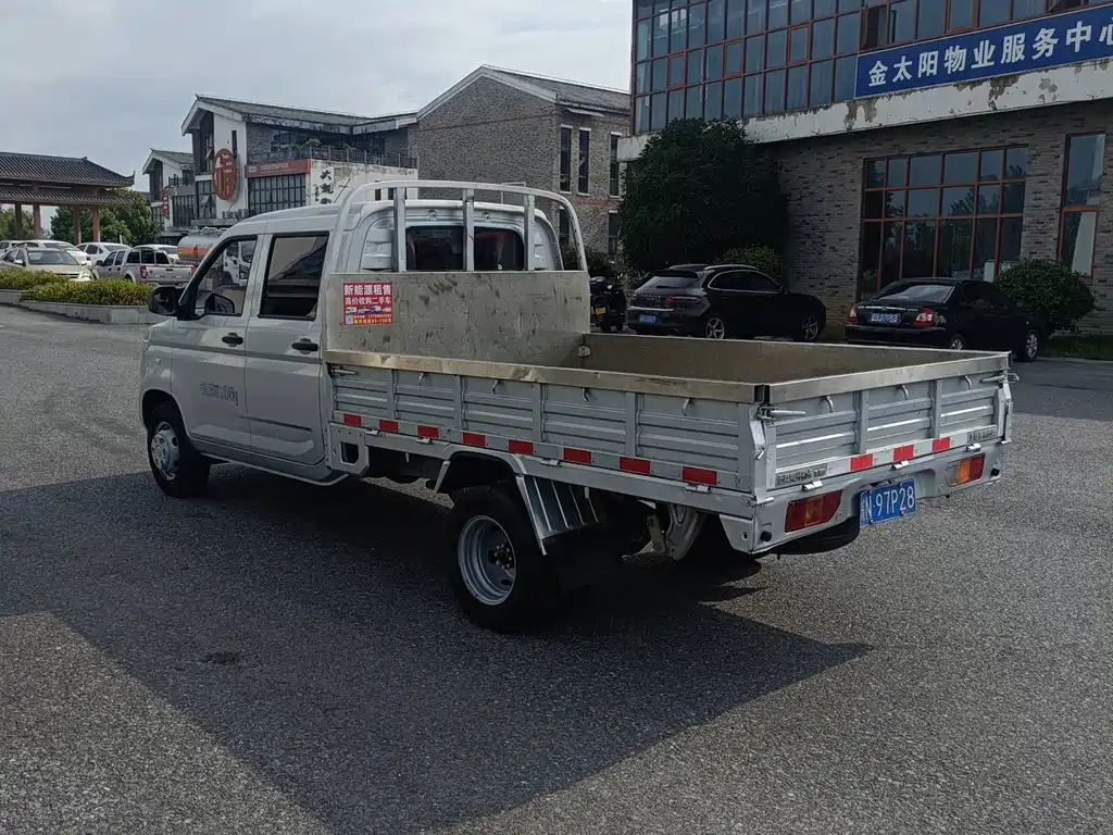 Wuling Rongguang New Truck — миниатюра 8