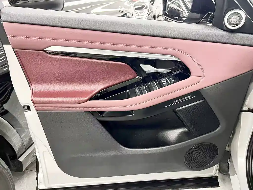 Land Rover Evoque — миниатюра 10