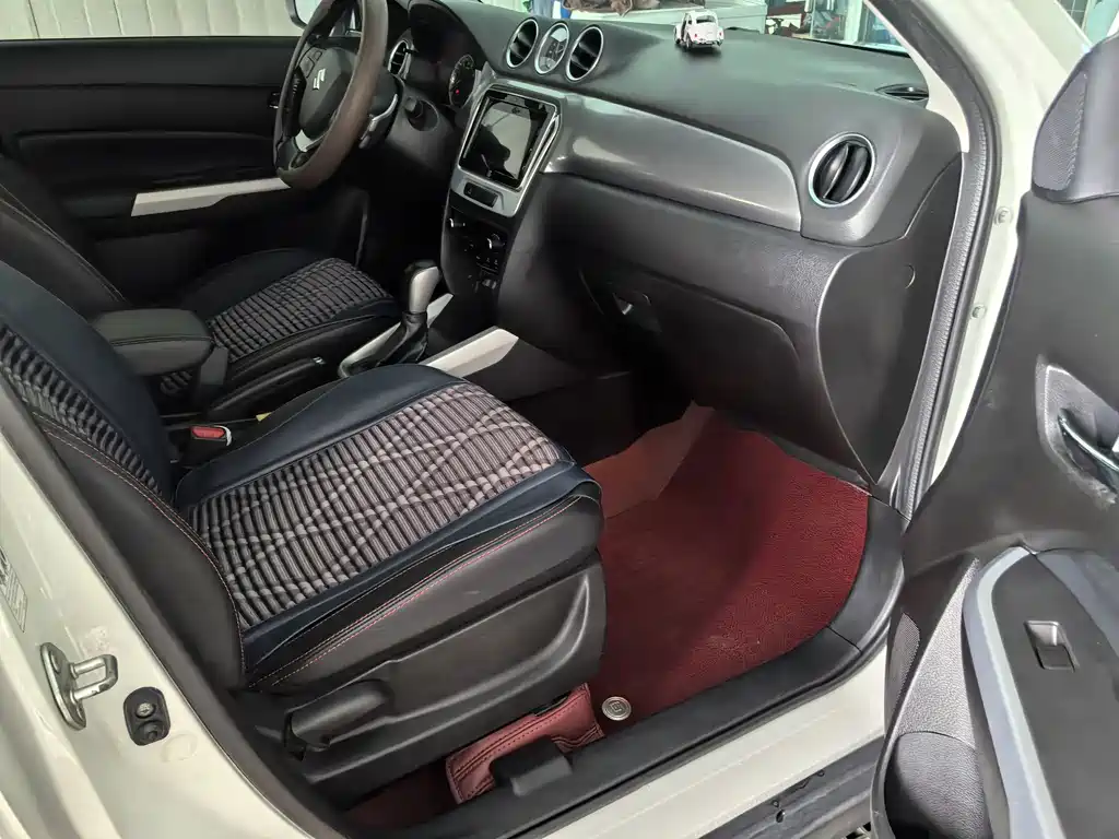 Suzuki Vitara — миниатюра 10