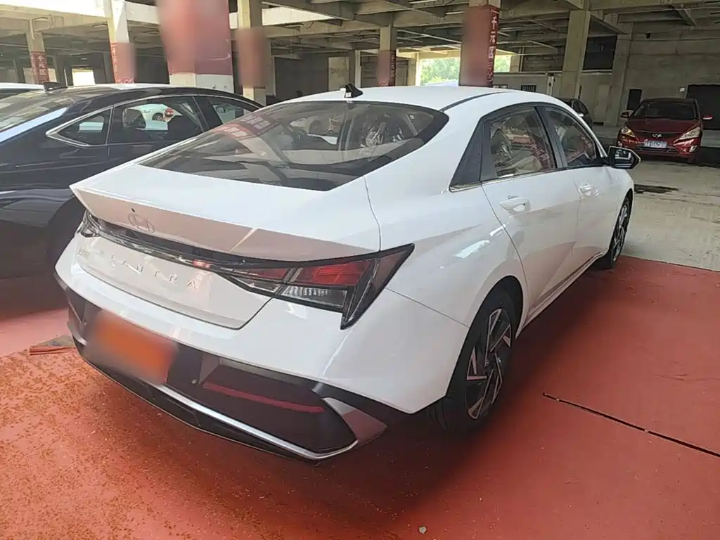 Hyundai Elantra 2023 1.5L CVT GLX Elite