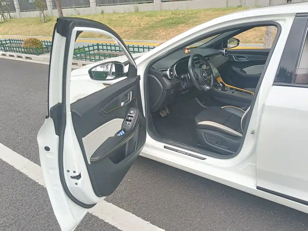 MG MG6 — миниатюра 8