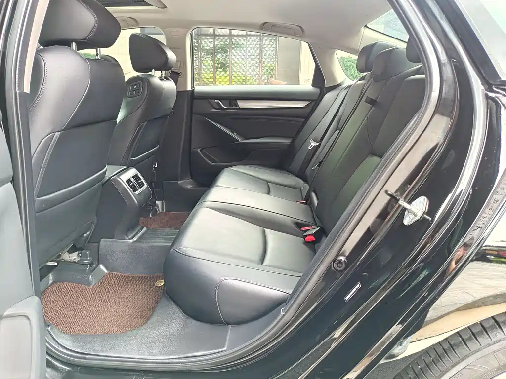 Honda Accord 2018 2.0L VI