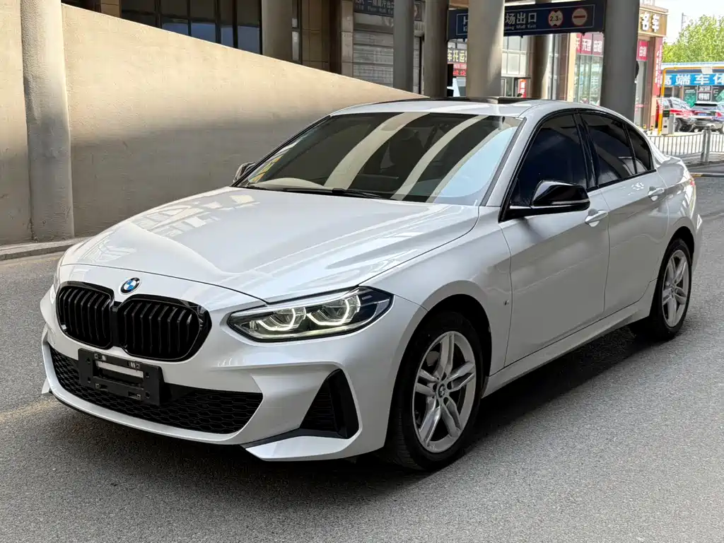 BMW 1 Series 2022