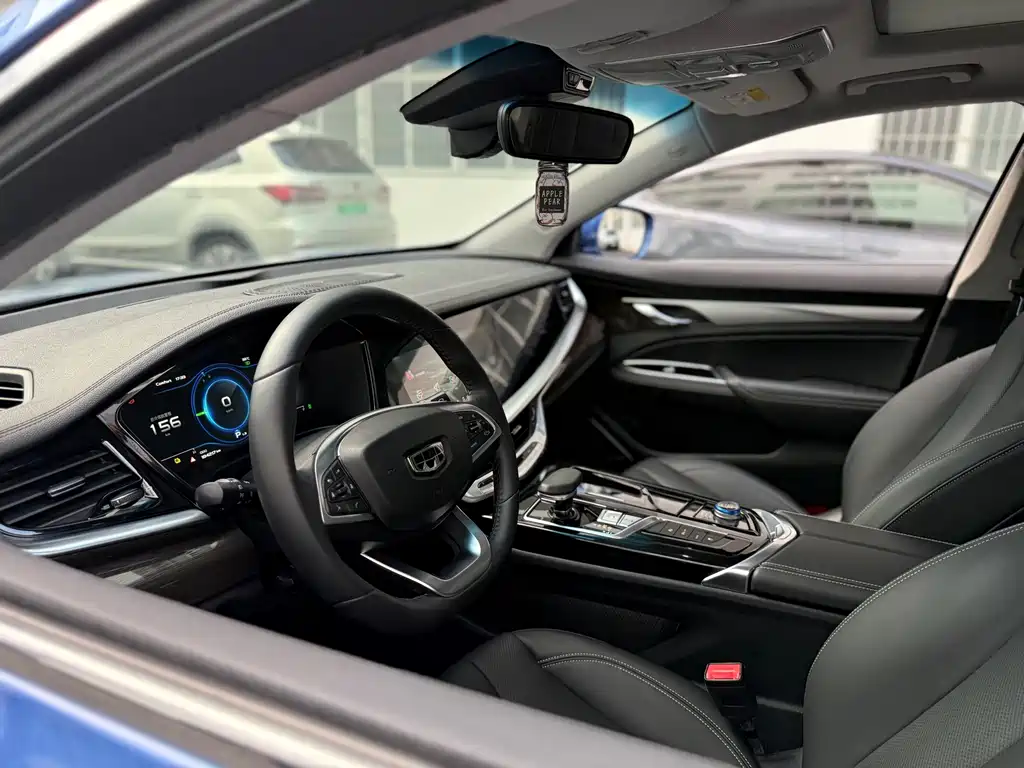 Geely Borui Hybrid — миниатюра 14