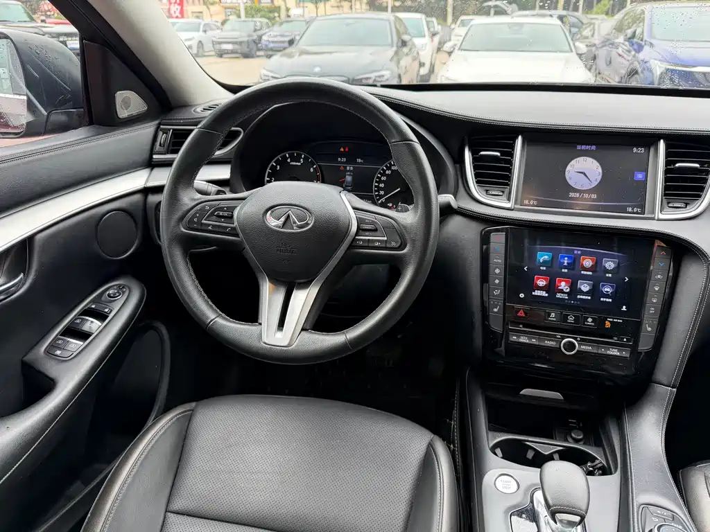 Infiniti QX50 — миниатюра 11
