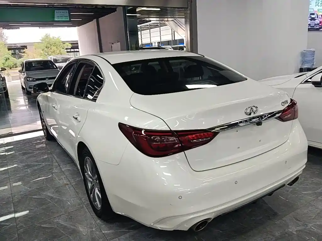 Infiniti Q50L — миниатюра 5